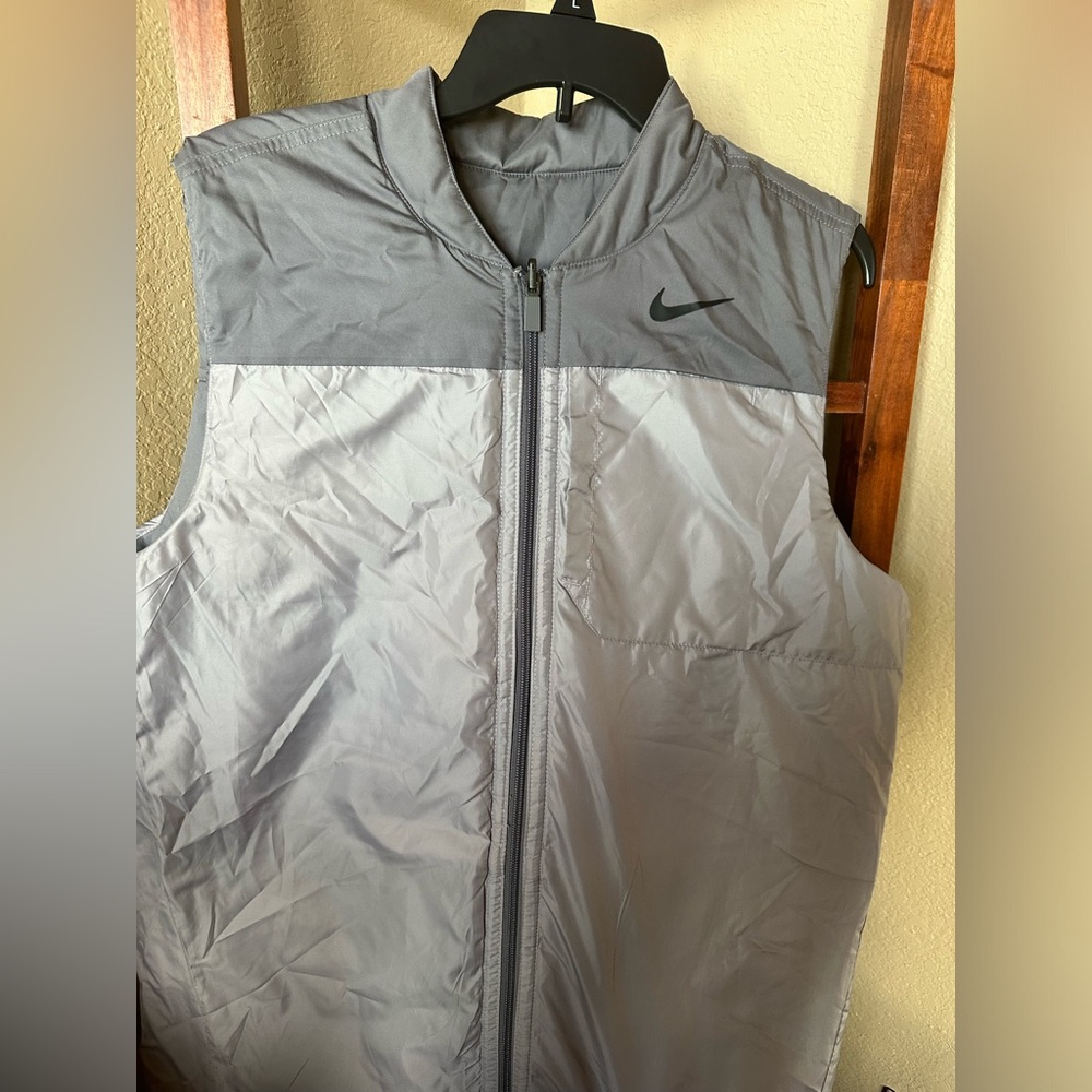 Nike Reversible Large Gray Vest